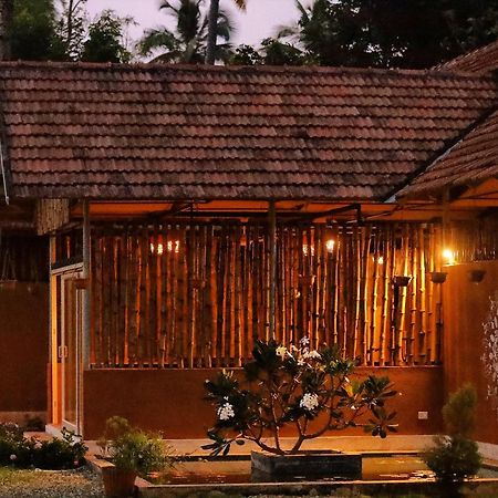 Pura Vida Varkala Hotel Luaran gambar